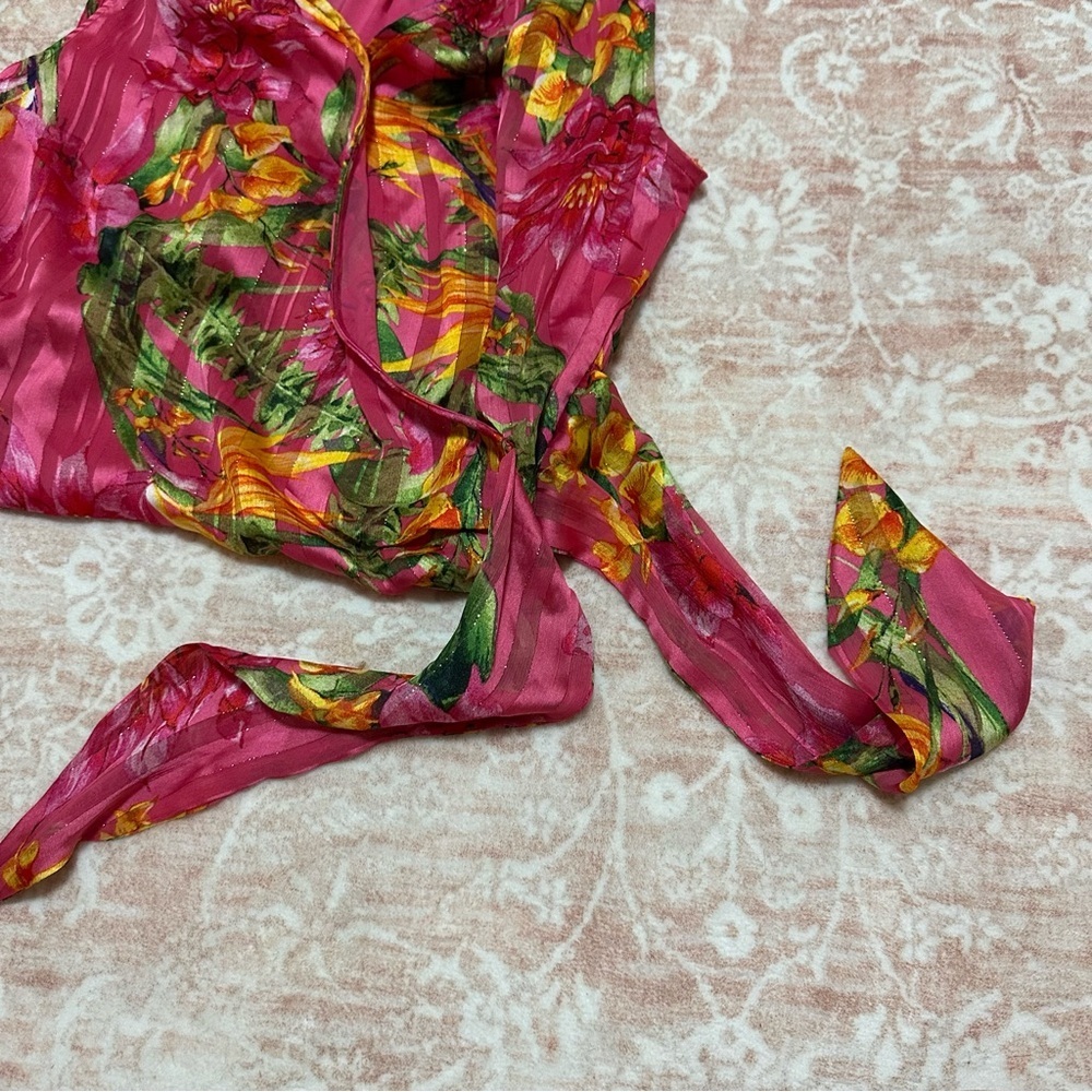 NWT Floral Wrap Cupcakes & Cashmere Tie Front Top 🌺 - Picture 7 of 11